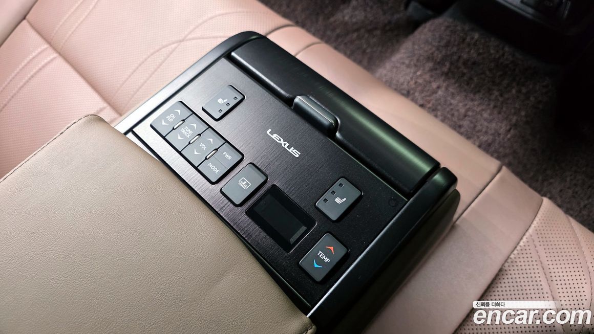 Lexus ES 2023