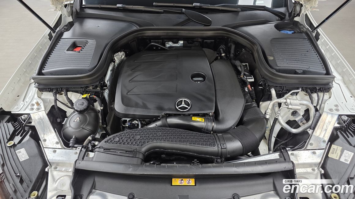 Mercedes-Benz GLC-Class 2022