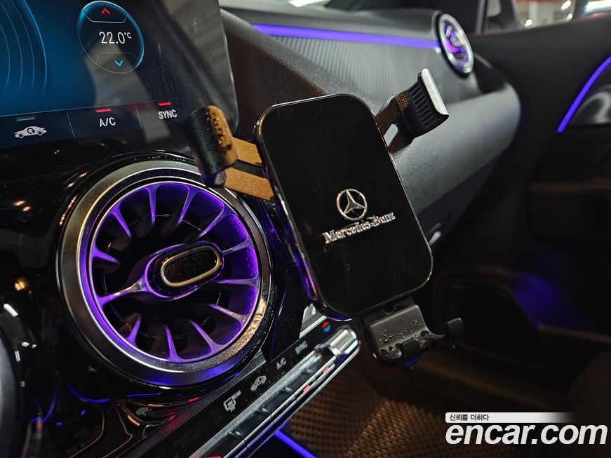 Mercedes-Benz GLA-Class 2023