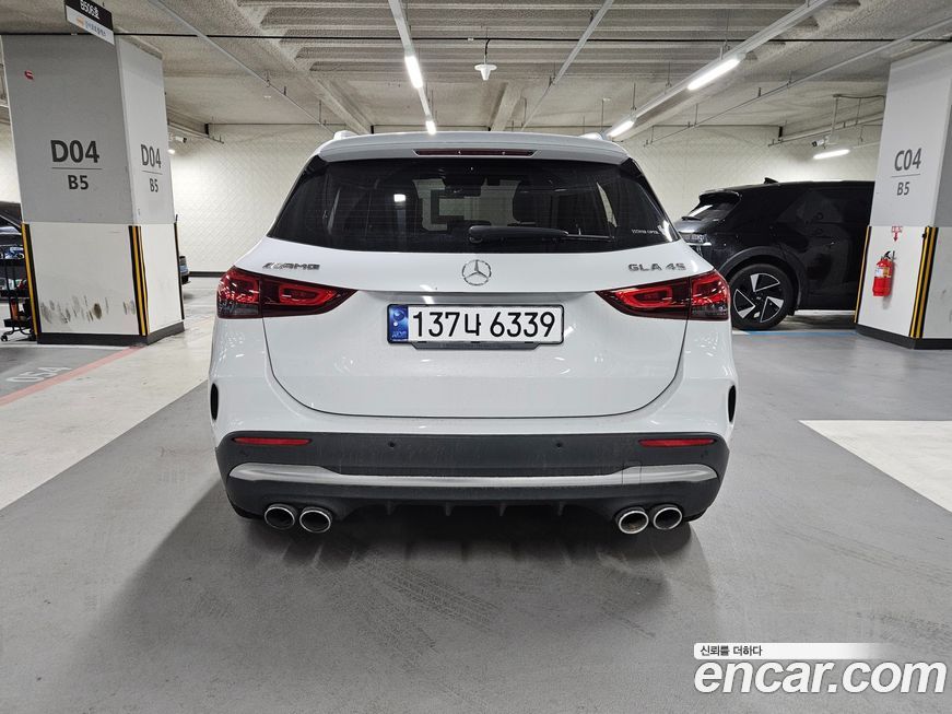 Mercedes-Benz GLA-Class 2023