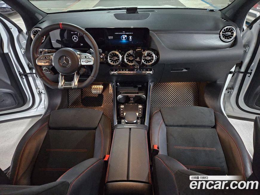 Mercedes-Benz GLA-Class 2023