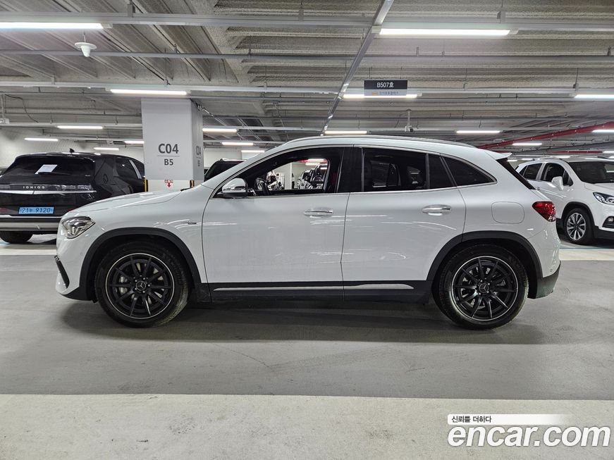 Mercedes-Benz GLA-Class 2023