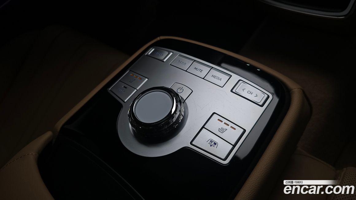 Genesis G80 2025