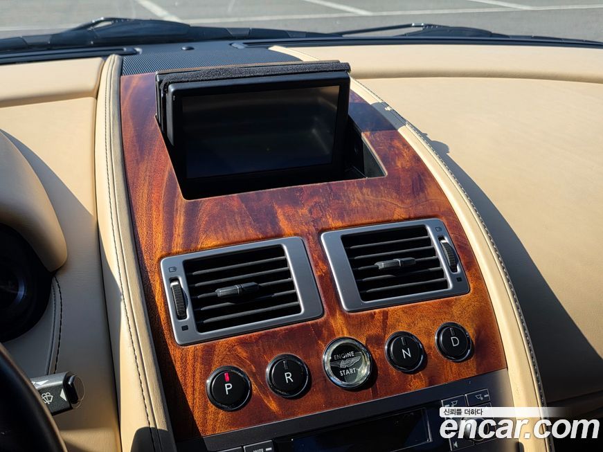 Astonmartin DB9 2006