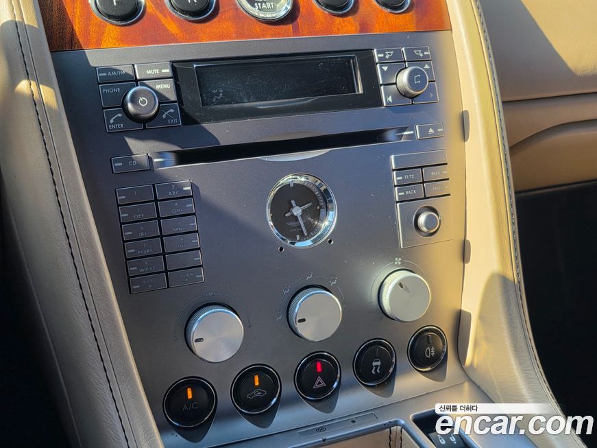 Astonmartin DB9 2006