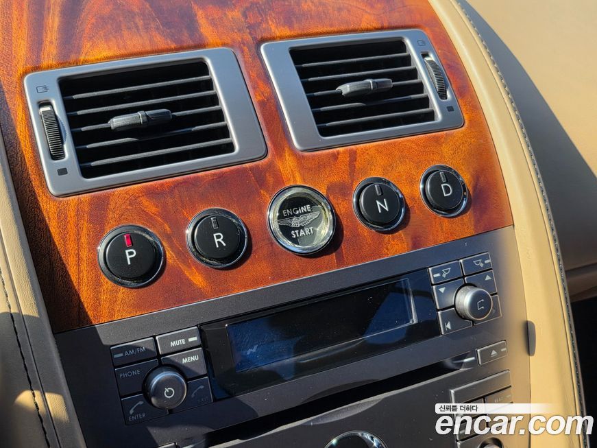 Astonmartin DB9 2006