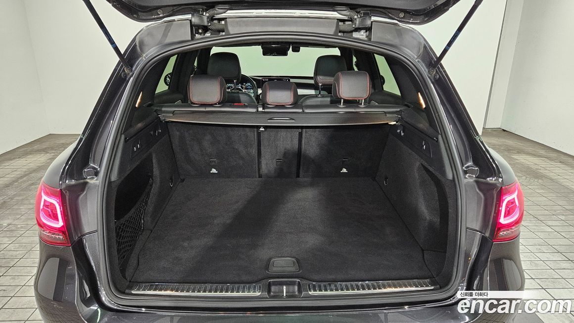 Mercedes-Benz GLC-Class 2022