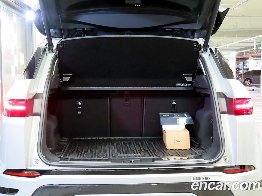 Land Rover Range Rover Evoque 2025