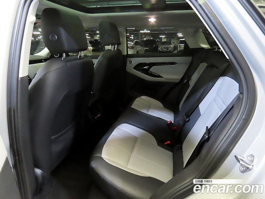 Land Rover Range Rover Evoque 2025