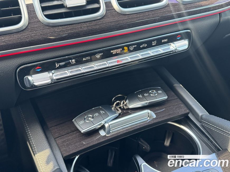 Mercedes-Benz GLE-Class 2021