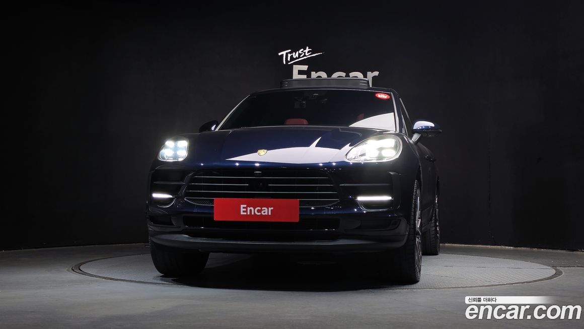 Porsche Macan 2021