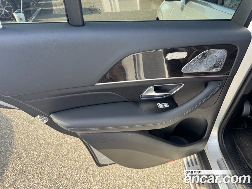 Mercedes-Benz GLE-Class 2021