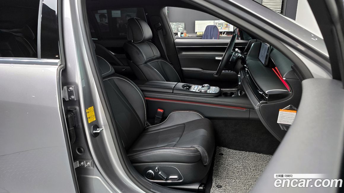 Genesis G90 2025