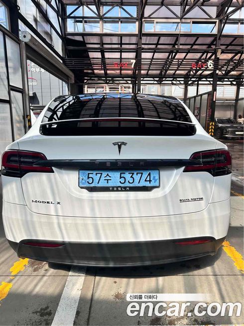 Tesla Model X 2018