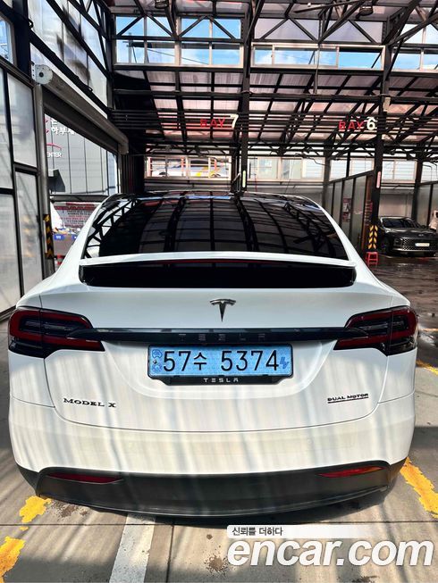 Tesla Model X 2018