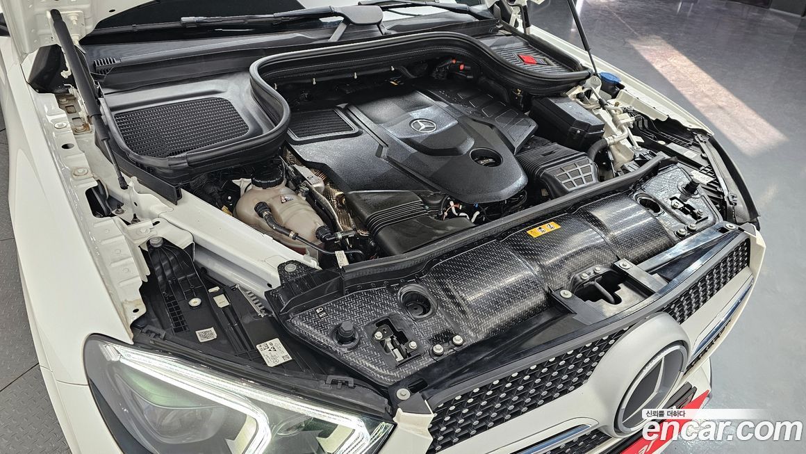 Mercedes-Benz GLE-Class 2021