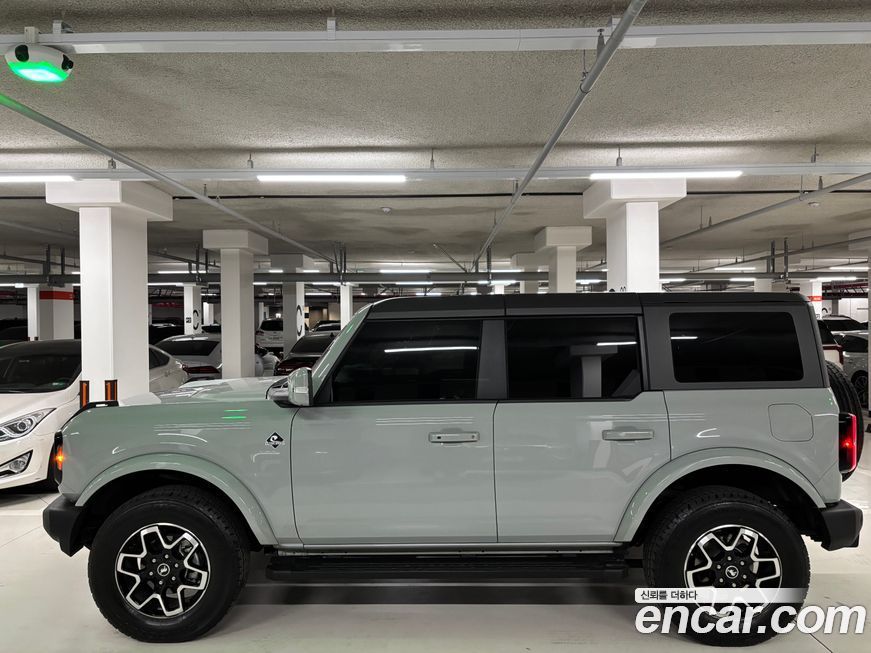 Ford Bronco 2024