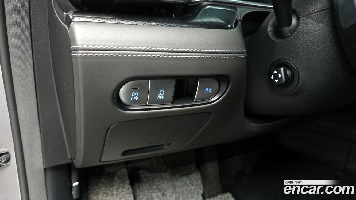 Genesis G90 2025