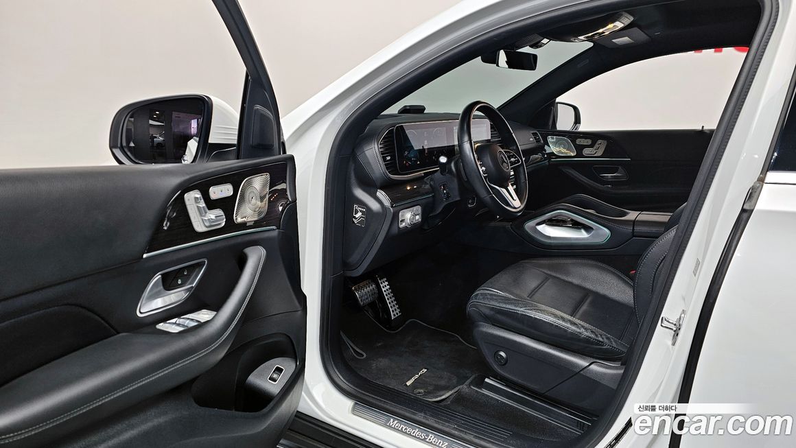 Mercedes-Benz GLE-Class 2021