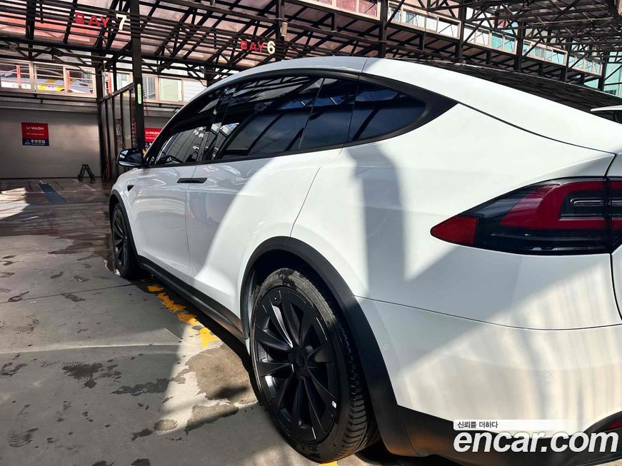 Tesla Model X 2018