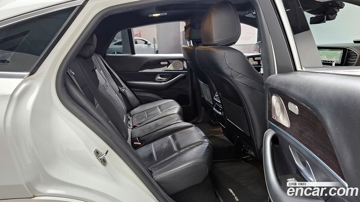 Mercedes-Benz GLE-Class 2021