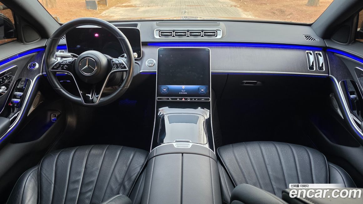 Mercedes-Benz S-Class 2021