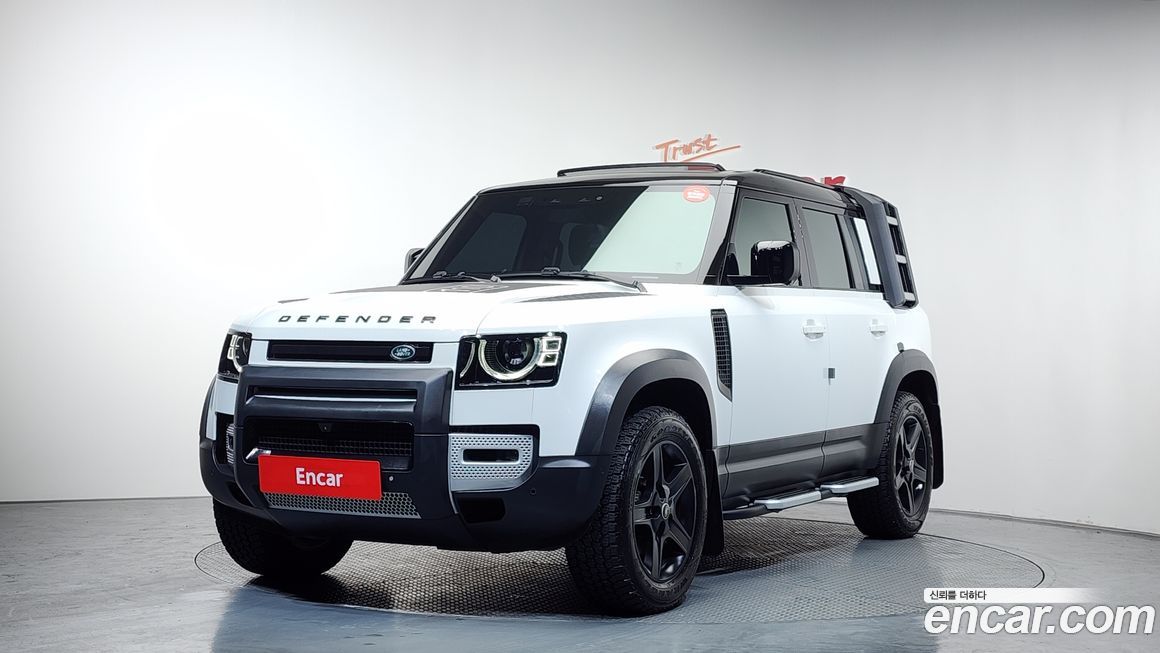 Land Rover Defender 2022