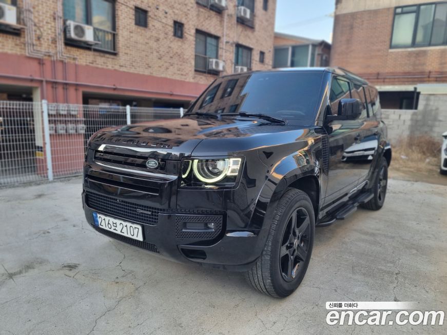 Land Rover Defender 2023