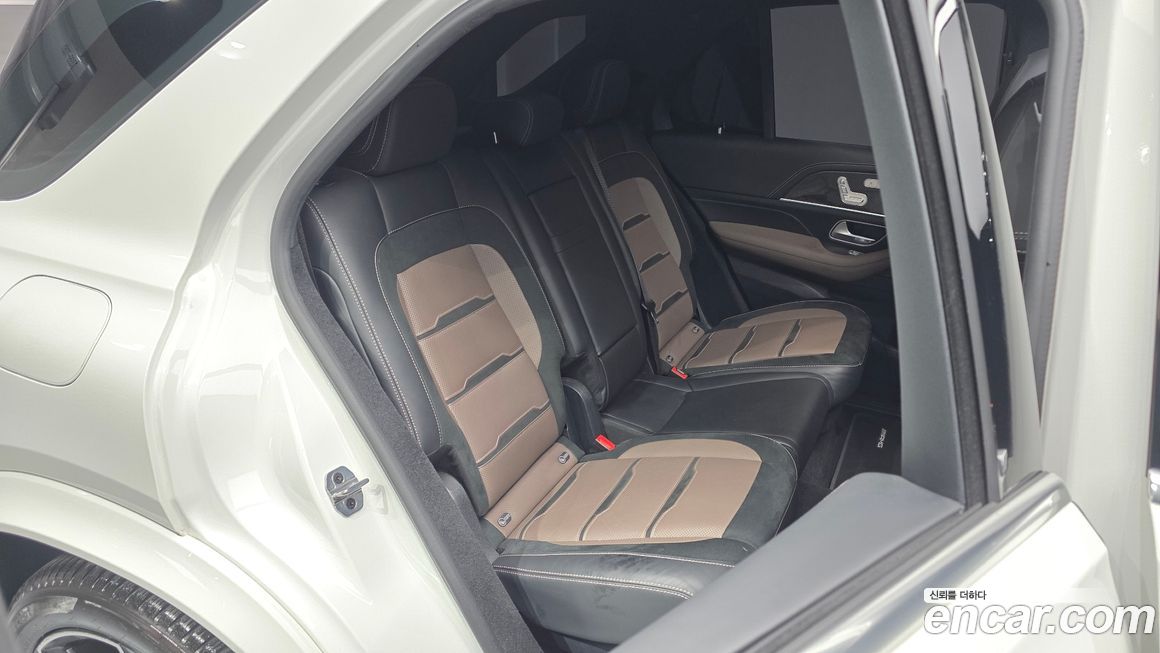 Mercedes-Benz GLE-Class 2023