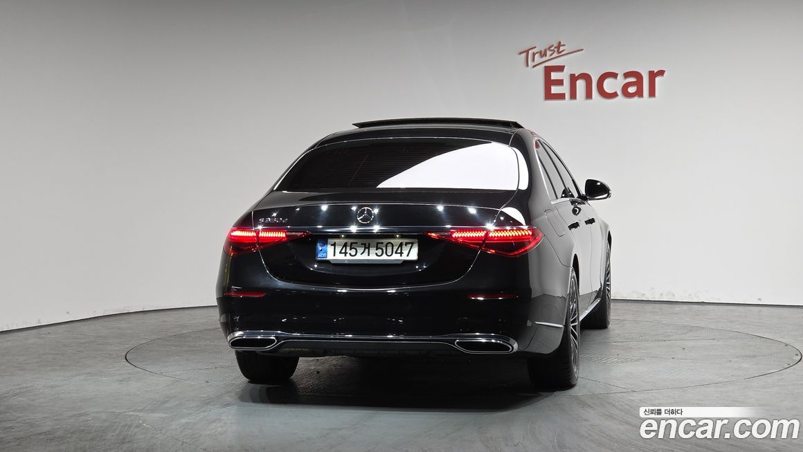 Mercedes-Benz S-Class 2022