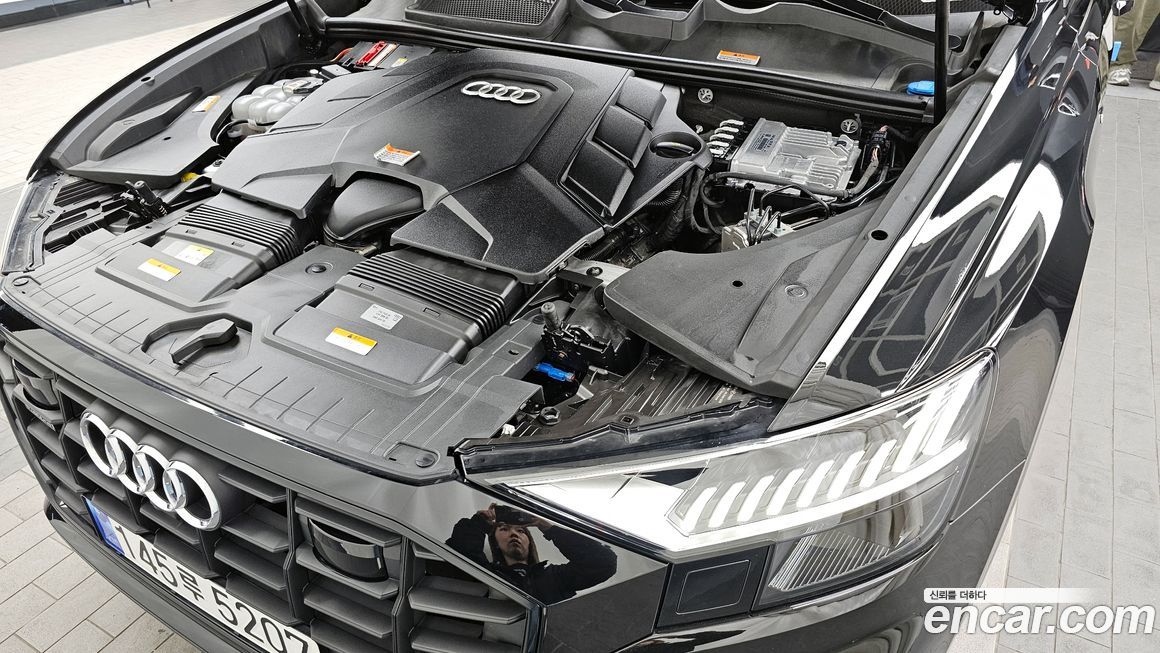Audi Q8 2023