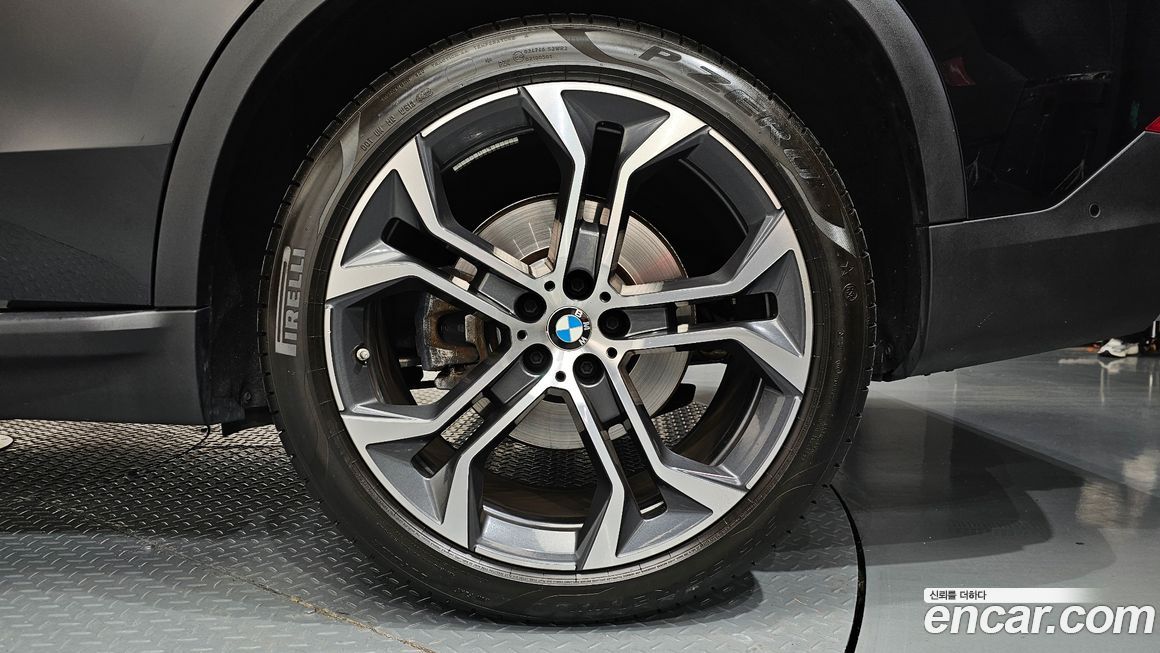 BMW X5 2023