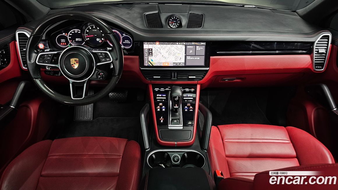 Porsche Cayenne 2021