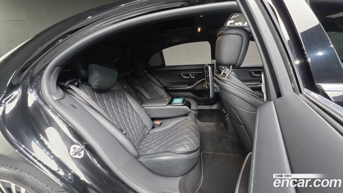 Mercedes-Benz S-Class 2022