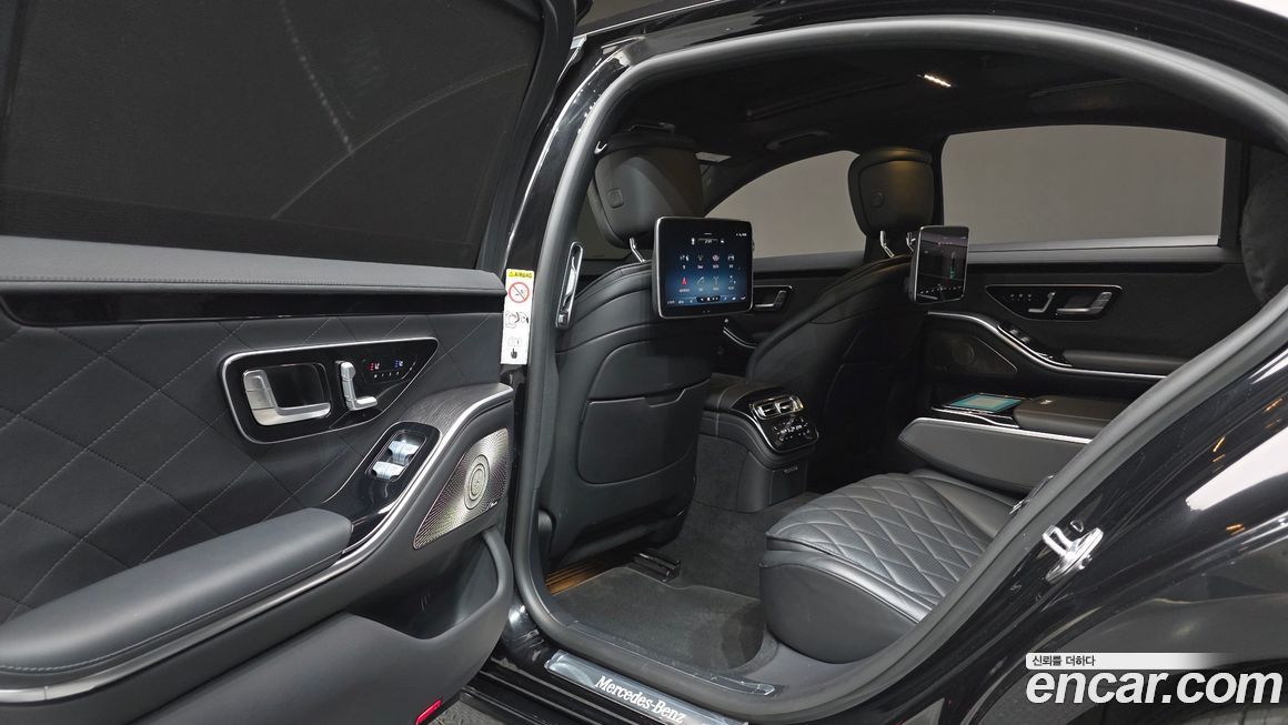 Mercedes-Benz S-Class 2022