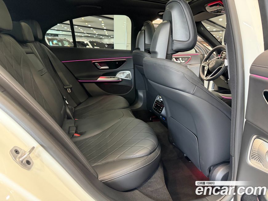 Mercedes-Benz E-Class 2025