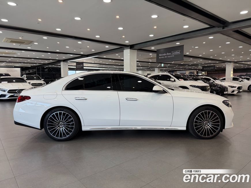 Mercedes-Benz E-Class 2025