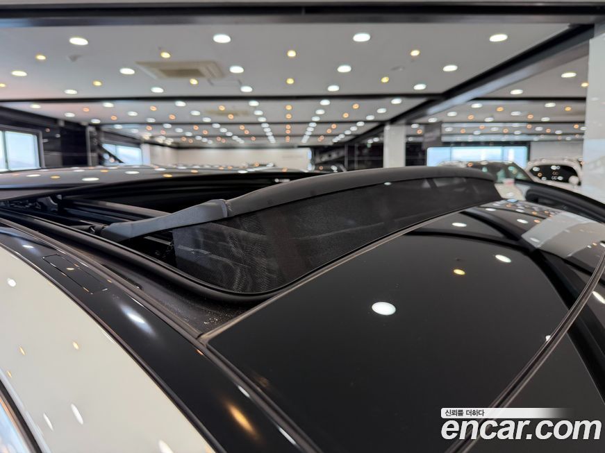 Mercedes-Benz E-Class 2025