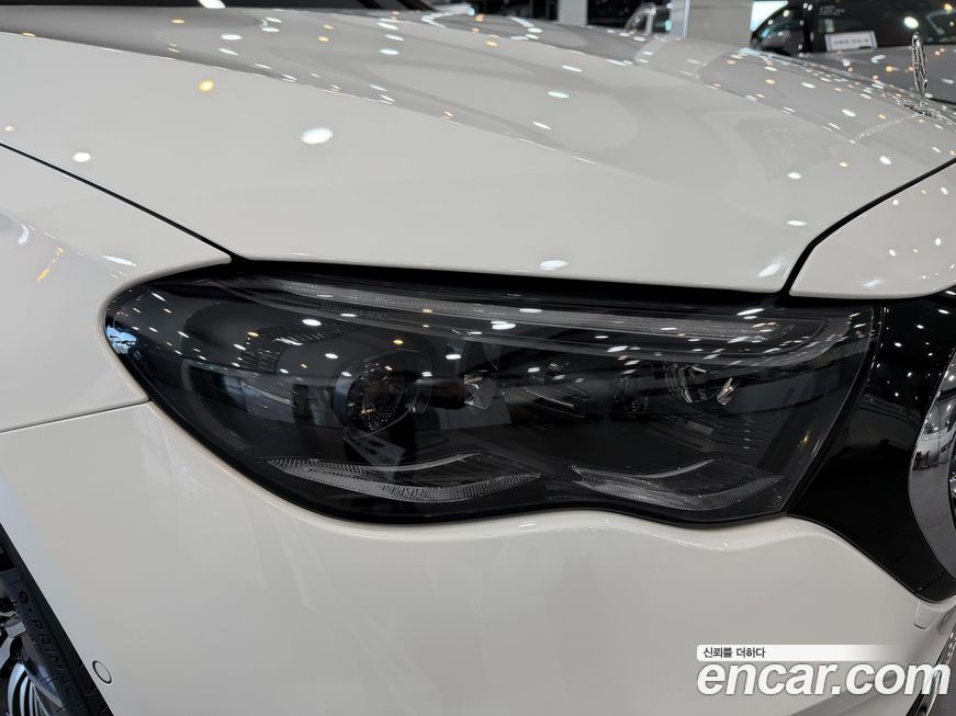 Mercedes-Benz E-Class 2025