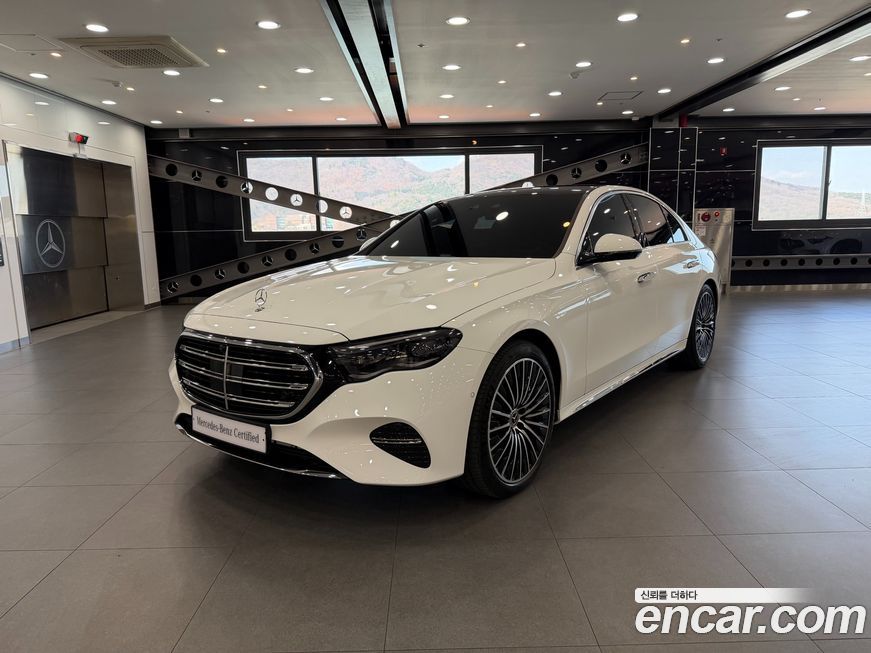 Mercedes-Benz E-Class 2025