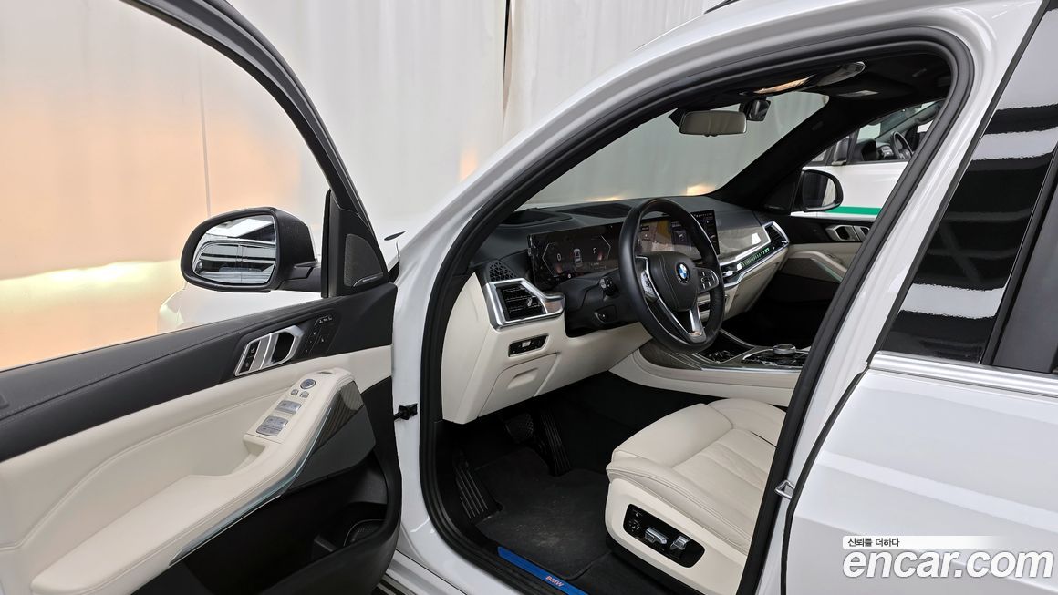 BMW X7 2023