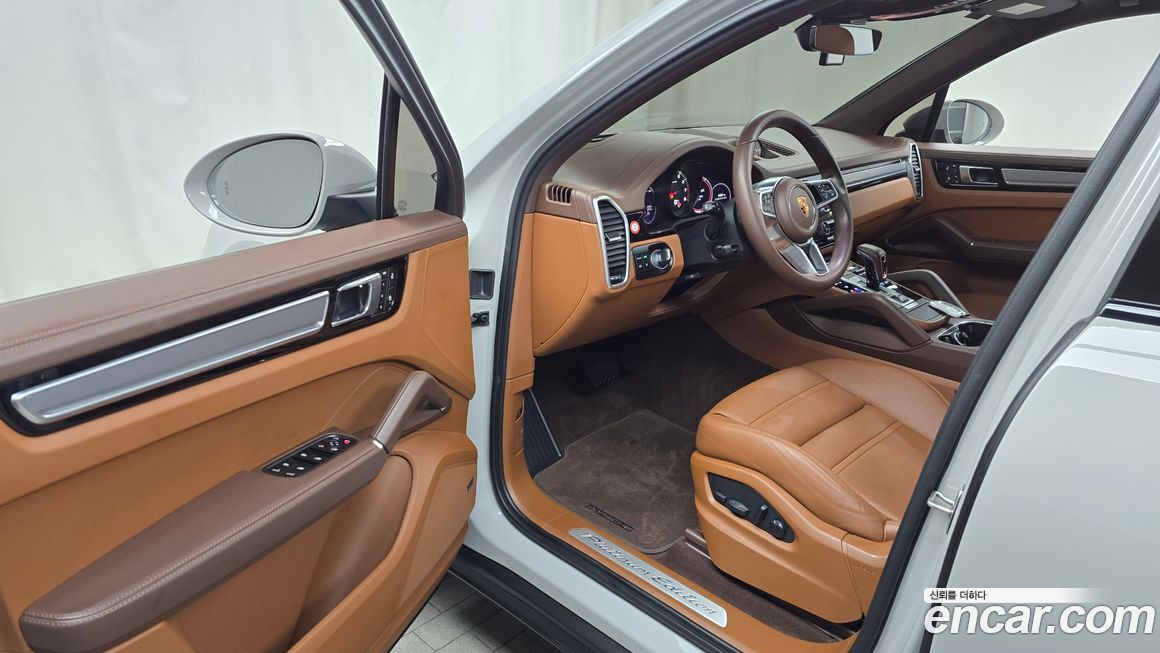 Porsche Cayenne 2023