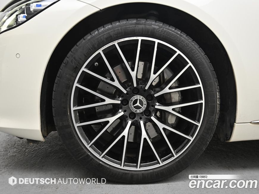 Mercedes-Benz S-Class 2022