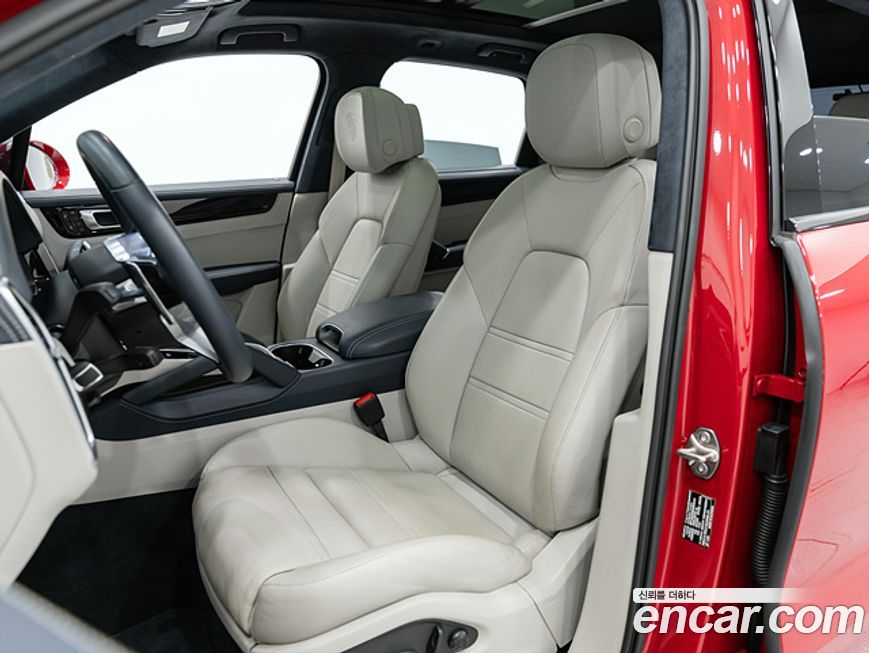 Porsche Cayenne 2023