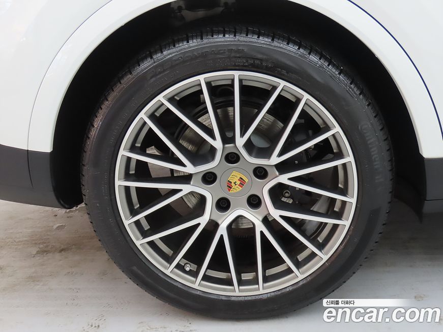 Porsche Cayenne 2023