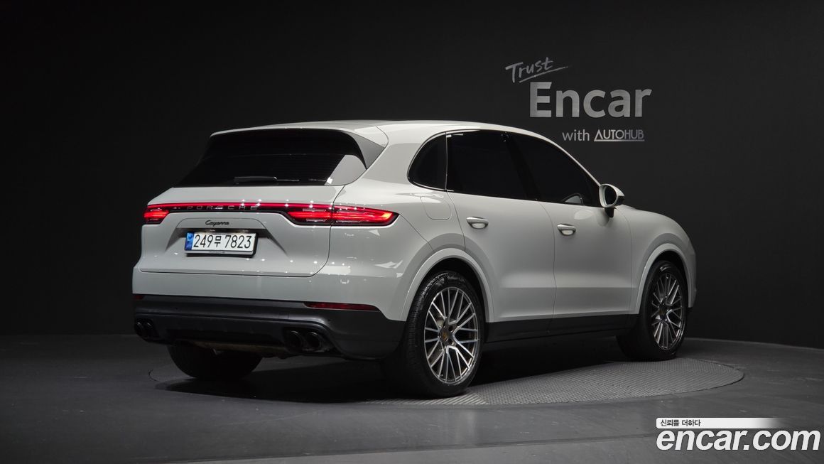 Porsche Cayenne 2023