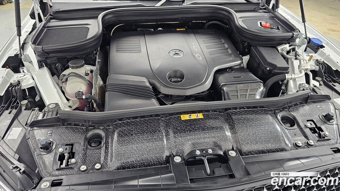 Mercedes-Benz GLE-Class 2025