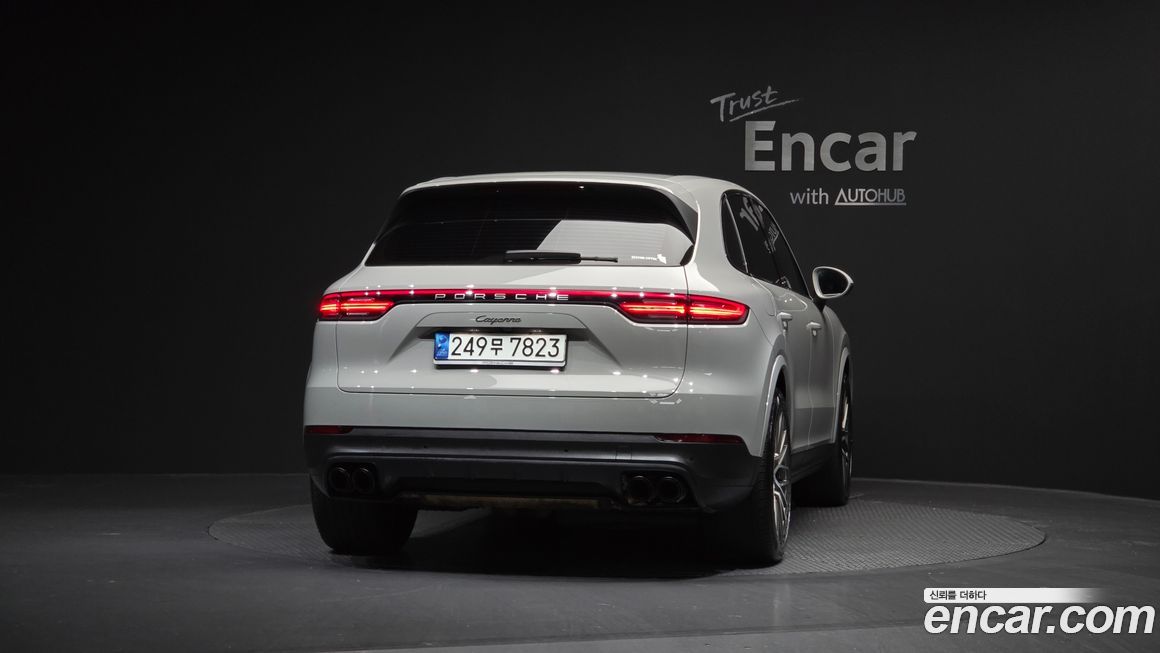 Porsche Cayenne 2023