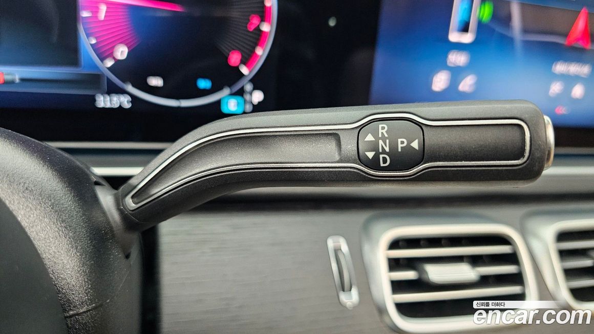 Mercedes-Benz GLE-Class 2025