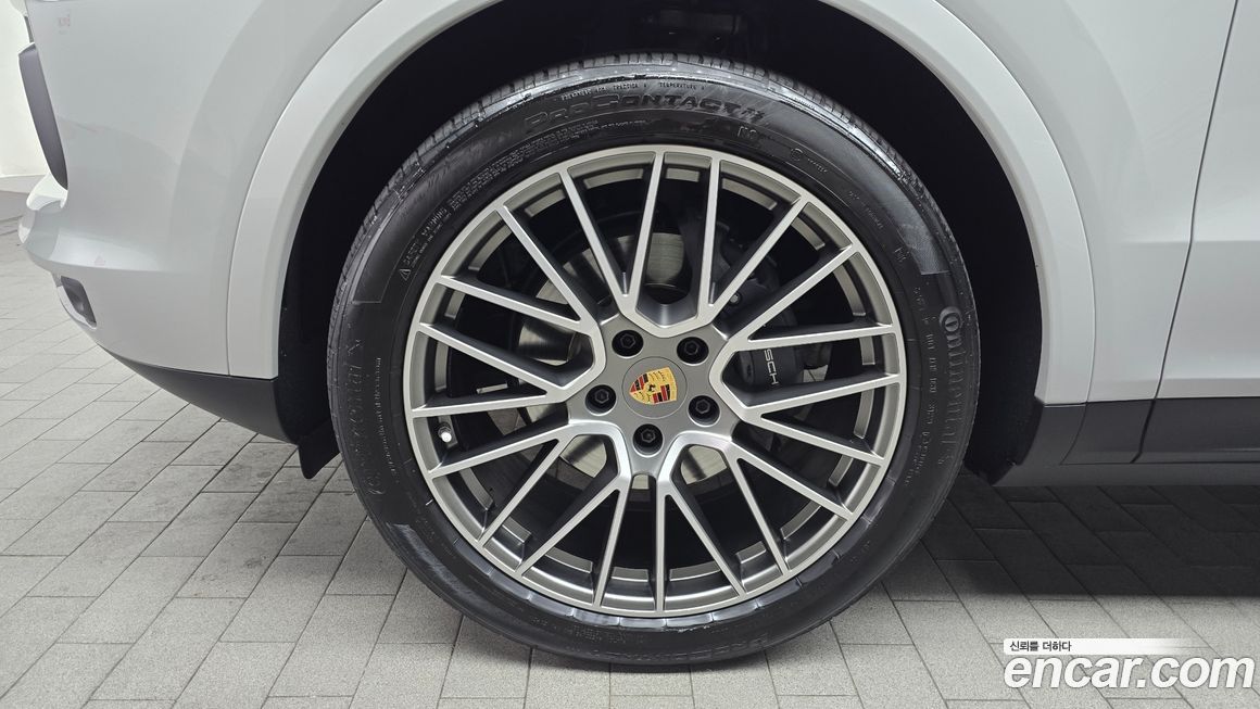 Porsche Cayenne 2023